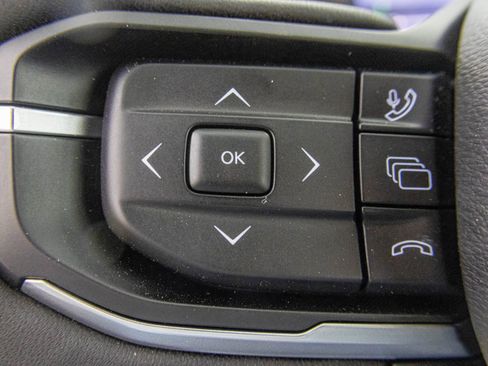 New 2026 Jeep Cherokee Laredo image 30