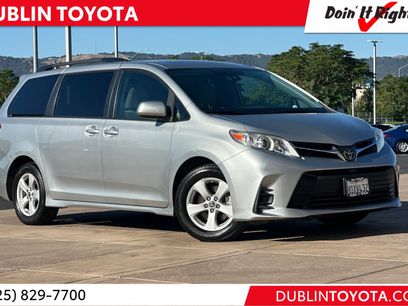 Used 2020 Toyota Sienna LE