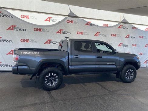 Certified 2023 Toyota Tacoma TRD Off-Road w/ Technology Package AWD/4WD image 4