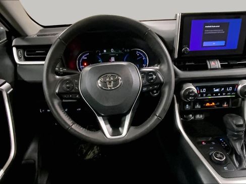 Certified 2023 Toyota RAV4 XLE w/ Convenience Package AWD/4WD image 6