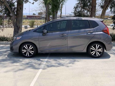 Used 2018 Honda Fit EX image 4