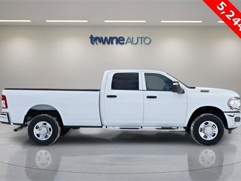 Used 2024 RAM 2500 Tradesman w/ Chrome Appearance Group image 6