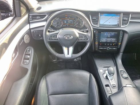Used 2019 INFINITI QX50 Essential w/ Premium Heat Package image 11