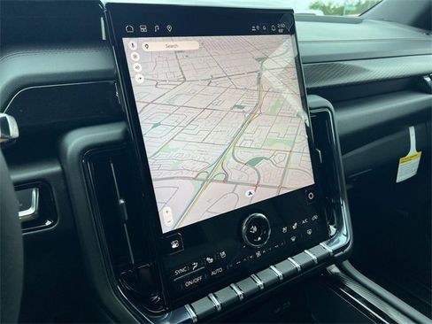 New 2026 GMC Yukon XL AT4 w/ AT4 Premium Package image 18