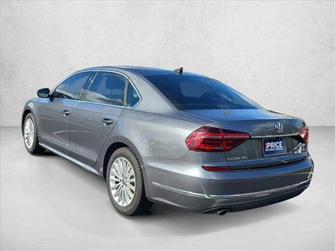 Used 2017 Volkswagen Passat 1.8T SE w/ SE Lighting Package image 7