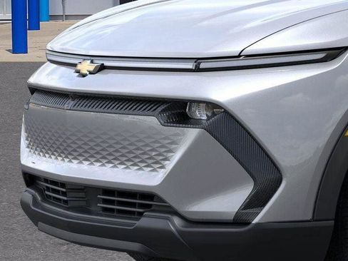 New 2026 Chevrolet Equinox EV LT image 14