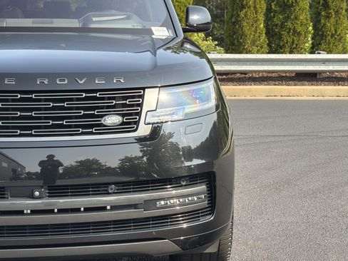 Used 2023 Land Rover Range Rover Long Wheelbase First Edition AWD/4WD image 21