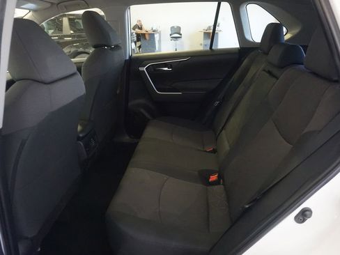 Used 2024 Toyota RAV4 XLE AWD/4WD image 18