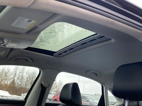 Used 2022 Volkswagen Passat 2.0T image 14