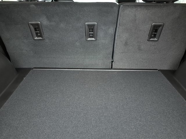 New 2026 Chevrolet Blazer LT w/ Convenience Package FWD image 16