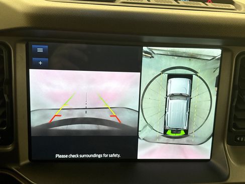 Used 2021 Ford Bronco Outer Banks image 16