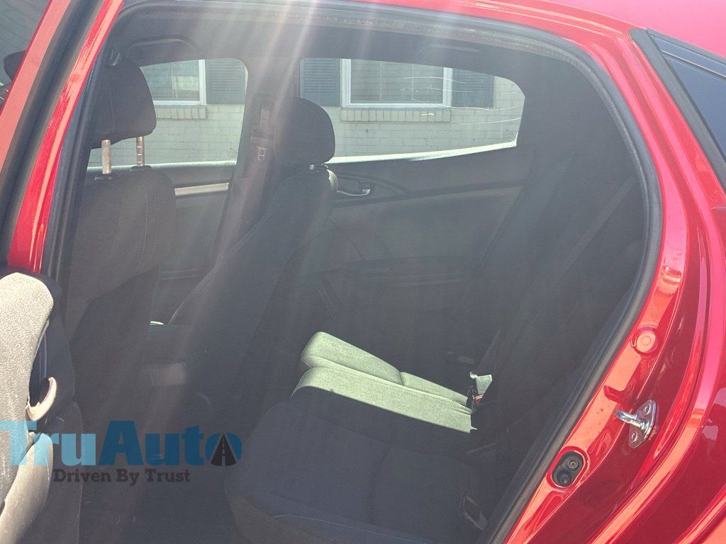 Used 2019 Honda Civic Sport image 39