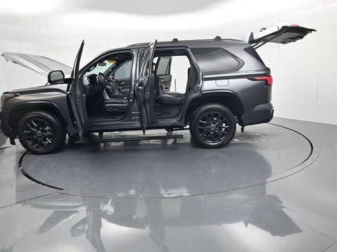 Used 2024 Toyota Sequoia Platinum AWD/4WD image 77