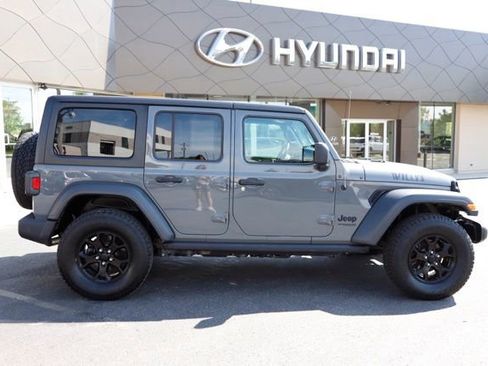 Used 2021 Jeep Wrangler Unlimited Sport AWD/4WD image 2