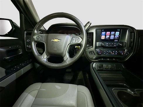 Used 2017 Chevrolet Silverado 1500 LTZ Z71 image 33