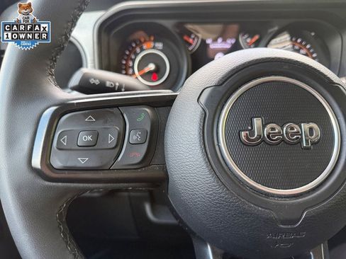 Used 2025 Jeep Wrangler Unlimited Sport AWD/4WD image 25