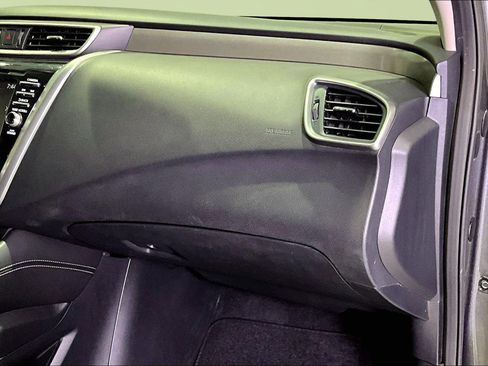 Used 2023 Nissan Murano SV image 26