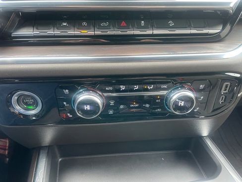 Used 2023 GMC Sierra 1500 SLT w/ SLT Premium Package image 23