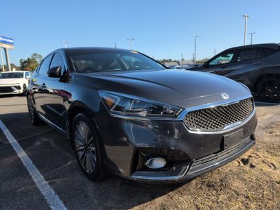Used 2019 Kia Cadenza Premium
