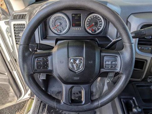 Certified 2017 RAM 2500 Tradesman w/ Chrome Appearance Group image 17