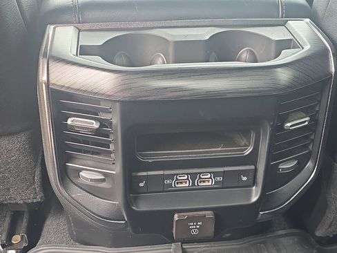 Used 2024 RAM 2500 Rebel w/ Towing Technology Group AWD/4WD image 17