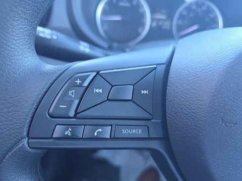 Used 2025 Nissan Kicks Play S image 19