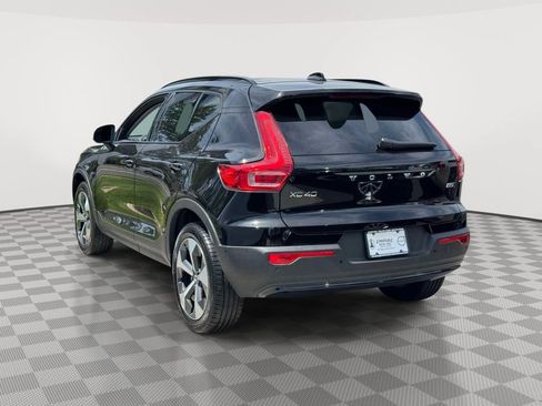 Used 2026 Volvo XC40 B5 Plus w/ Protection Package Premier AWD/4WD image 5