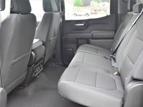 Used 2021 Chevrolet Silverado 1500 LT AWD/4WD image 8