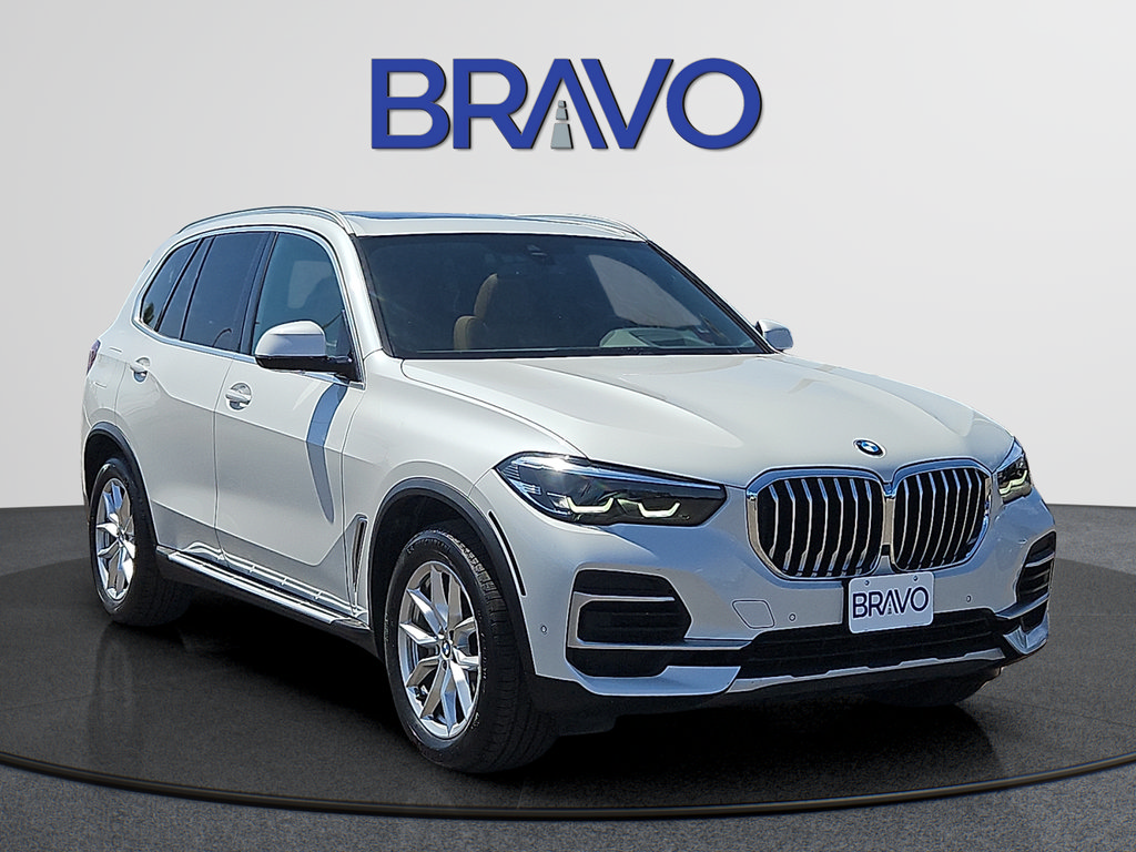 Used 2023 BMW X5 xDrive40i w/ Premium Package AWD/4WD image 6