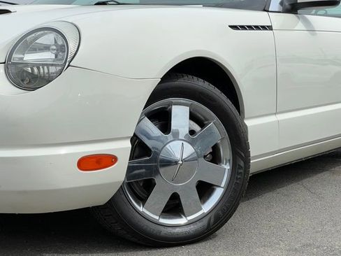 Used 2002 Ford Thunderbird image 2
