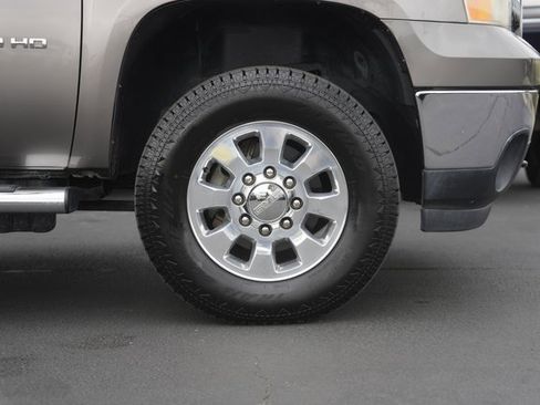 Used 2014 GMC Sierra 2500 SLE image 4