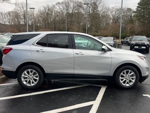 Used 2020 Chevrolet Equinox LT image 4
