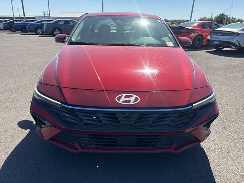 Used 2024 Hyundai Elantra Limited FWD image 26