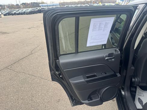 Used 2012 Jeep Patriot Latitude image 14