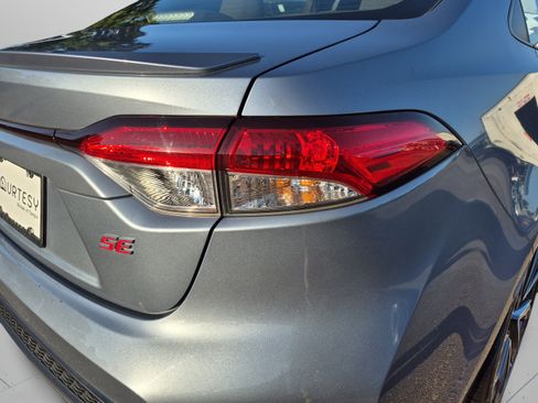 Used 2021 Toyota Corolla SE FWD image 33