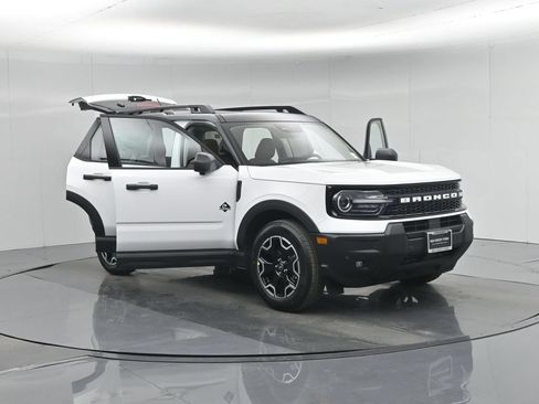 New 2026 Ford Bronco Sport Outer Banks AWD/4WD image 37