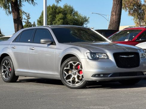 Used 2018 Chrysler 300 S AWD/4WD image 2