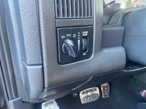 Used 2005 Dodge Ram 1500 Truck SLT image 55