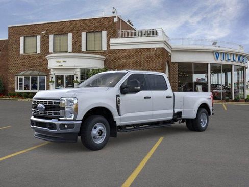 New 2026 Ford F350 XLT image 11