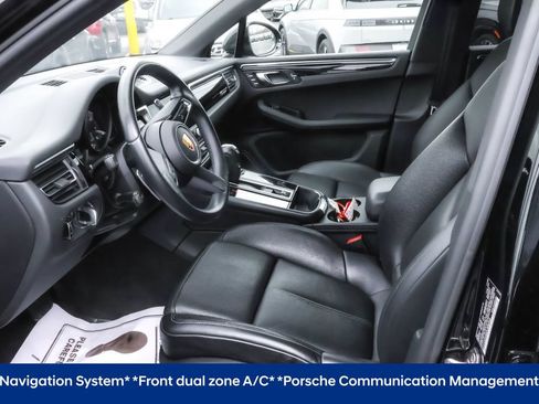 Used 2023 Porsche Macan AWD/4WD image 5