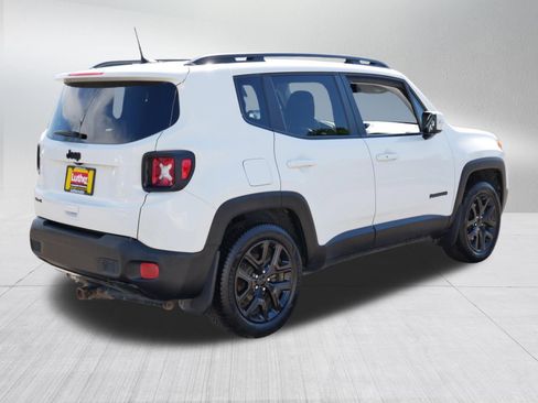 Used 2018 Jeep Renegade Altitude AWD/4WD image 7
