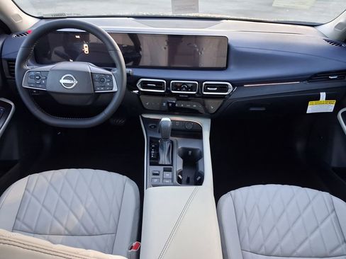 New 2026 Nissan Sentra SL w/ Floor Mat Package FWD image 6