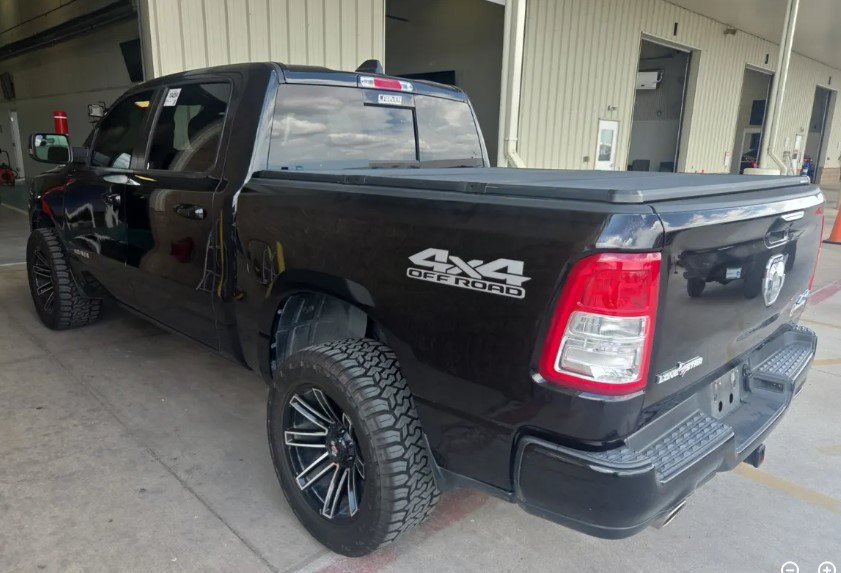 Used 2019 RAM 1500 Big Horn AWD/4WD image 3