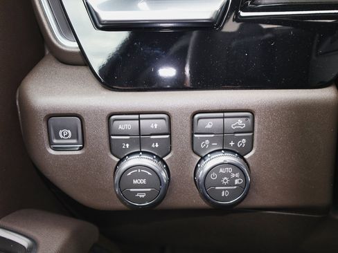 New 2026 GMC Sierra 1500 SLT w/ SLT Premium Plus Package image 25