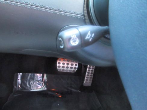 Used 2013 Mercedes-Benz CL 550 CL550 4MATIC**SPORT PKG** image 38