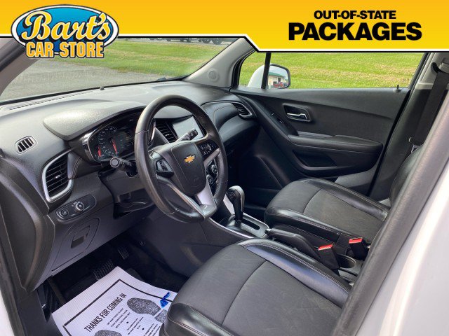 Used 2017 Chevrolet Trax LT w/ LT Convenience Package AWD/4WD image 26