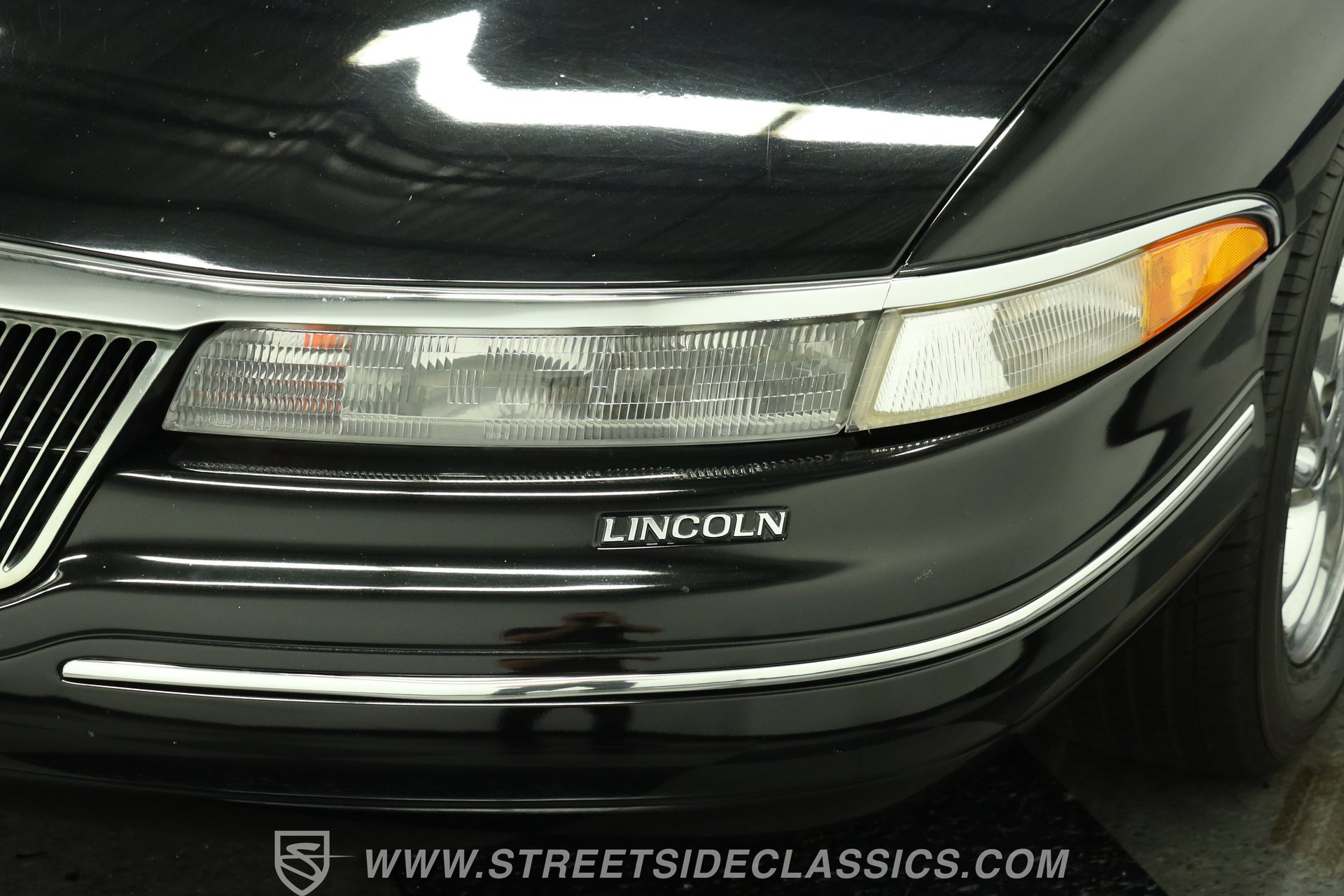 Used 1996 Lincoln Mark VIII RWD image 20