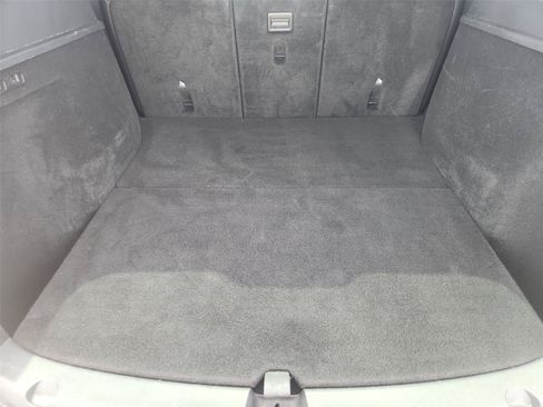 Used 2023 Tesla Model Y Long Range AWD/4WD image 25