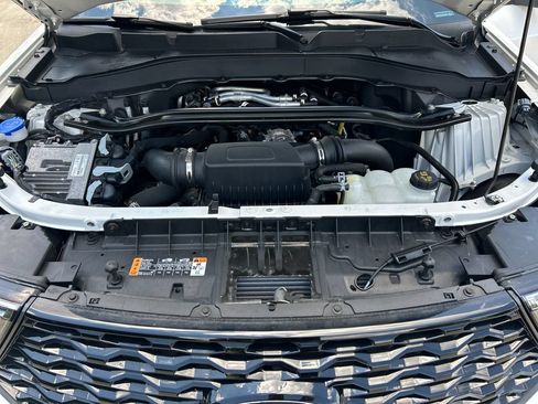 Used 2023 Ford Explorer ST w/ Equipment Group 401A AWD/4WD image 26