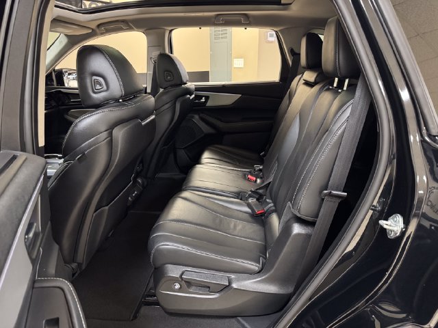Used 2023 Acura MDX w/ Technology Package FWD image 20